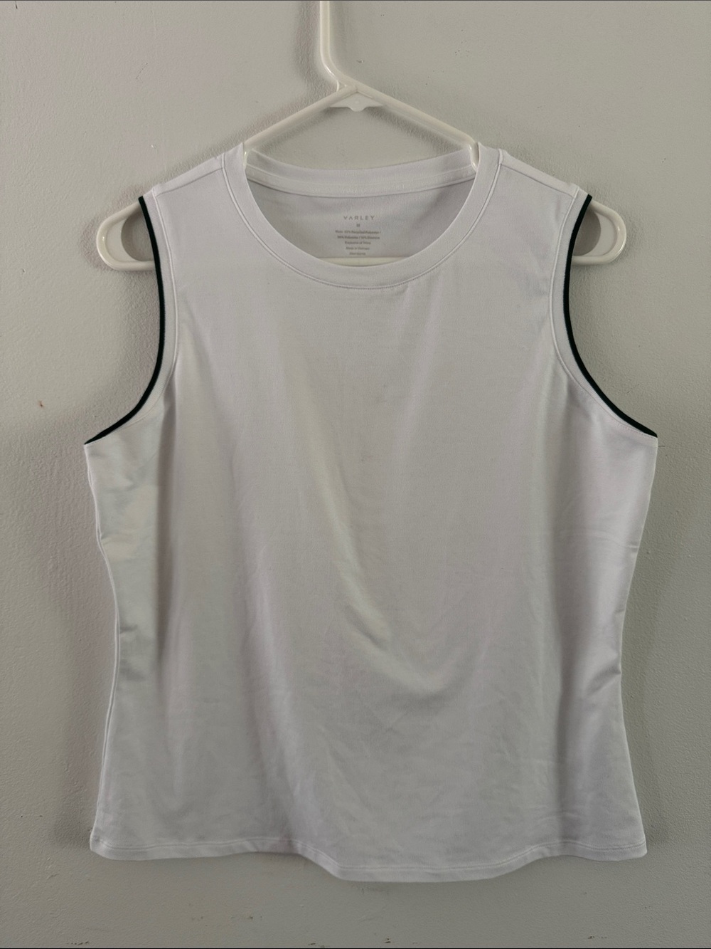 Varley Arton White and Green Performance Tank Sz M